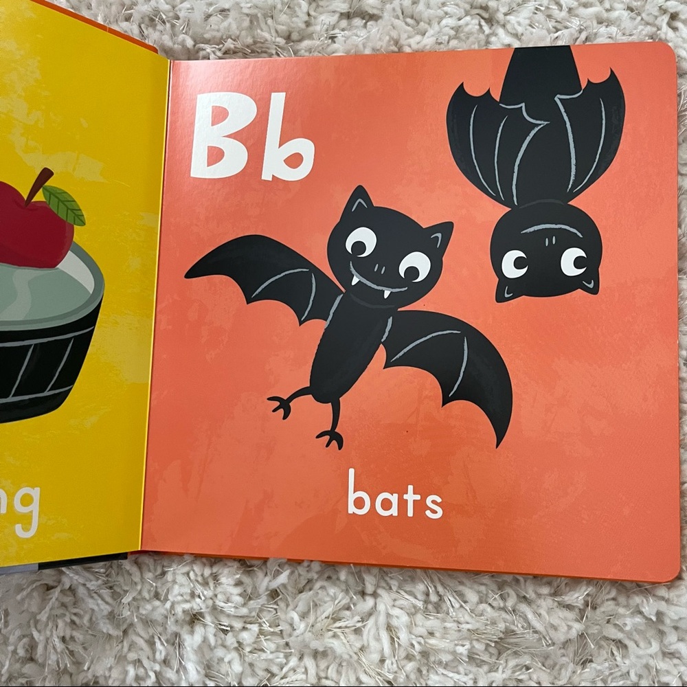 Halloween ABC Book - Picture 2 of 5